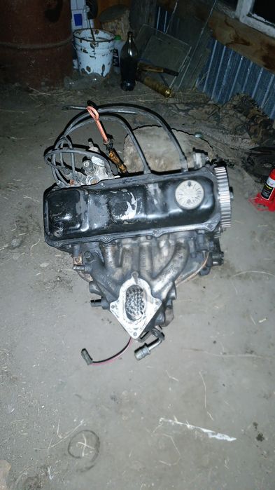 Двигатель пассат б3,Ауди 1.8