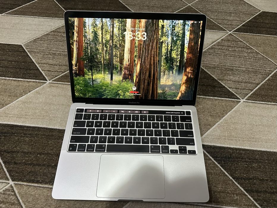 Macbook Pro M1 (2020)