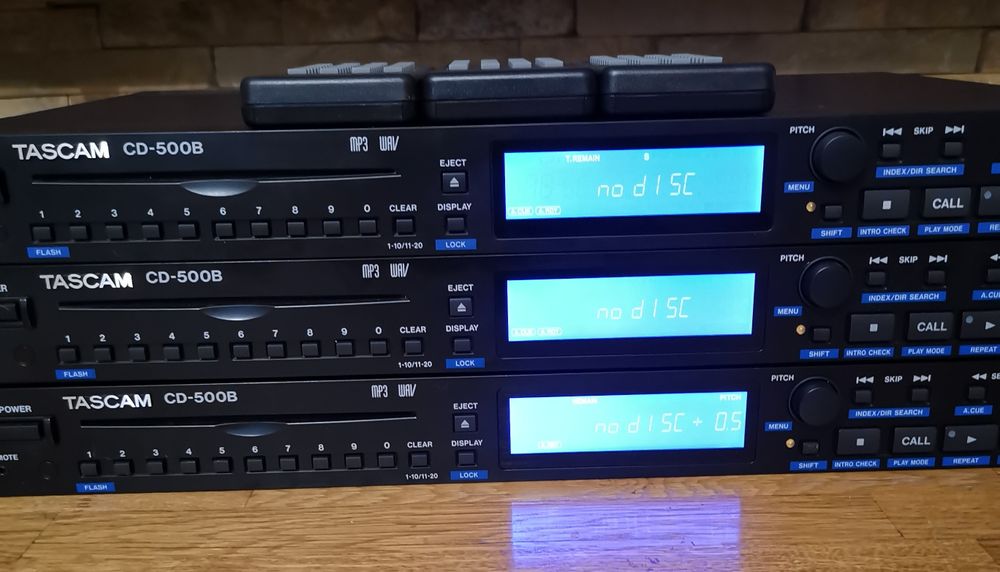 Tascam  CD 500 B