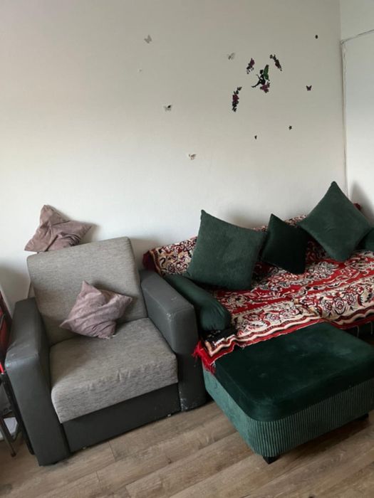 Inchiriez camera camin