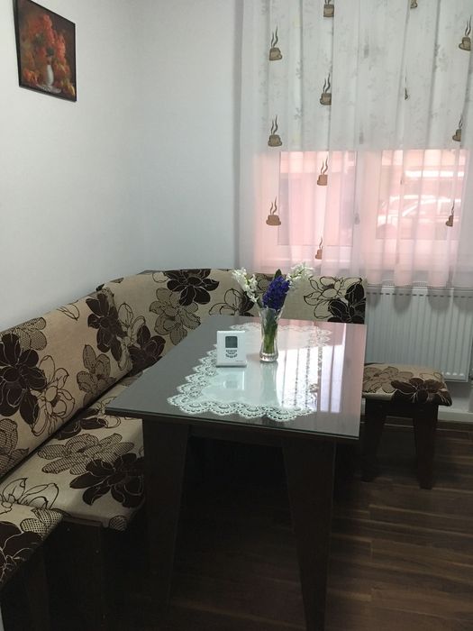 Vand apartamenmt 2 camere decomandat , Piatra Neamț