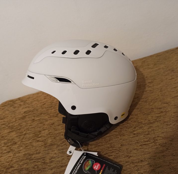 Casca schi ski unisex Switcher MIPS de la Sweet Protection. (NOUĂ)