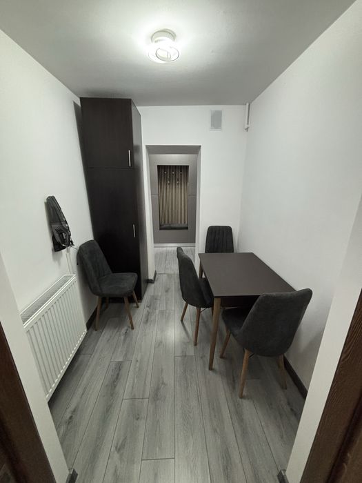 Apartament 2 camere Rovine - renovat, mobilat/utilat, centrala, 50mp