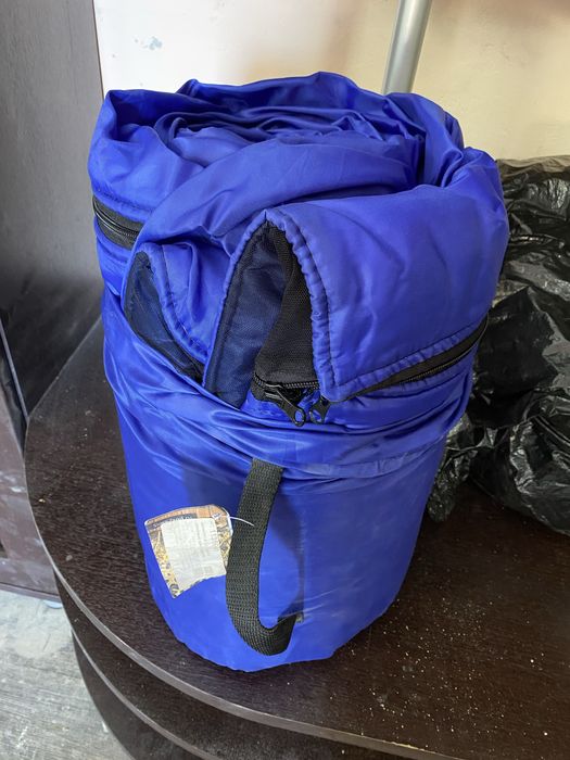 Продам спальный мешок новые