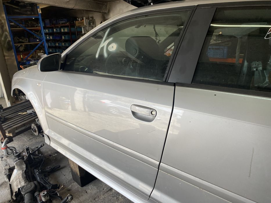 Лява врата ауди а3/с3 2007г