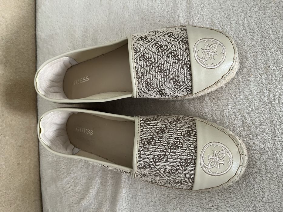 Оригинални еспадрили Guess