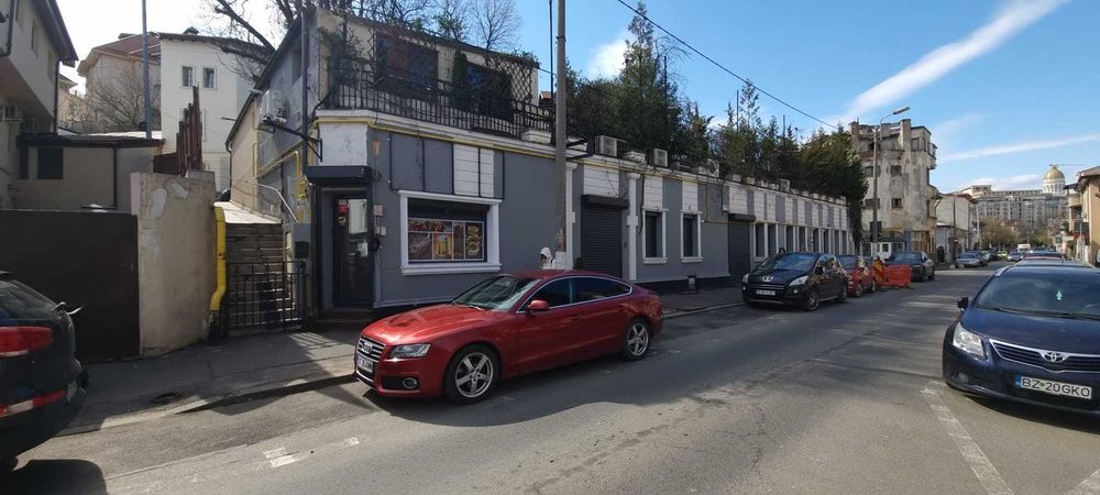Spatiu comercial mic, in centru, la strada circulata