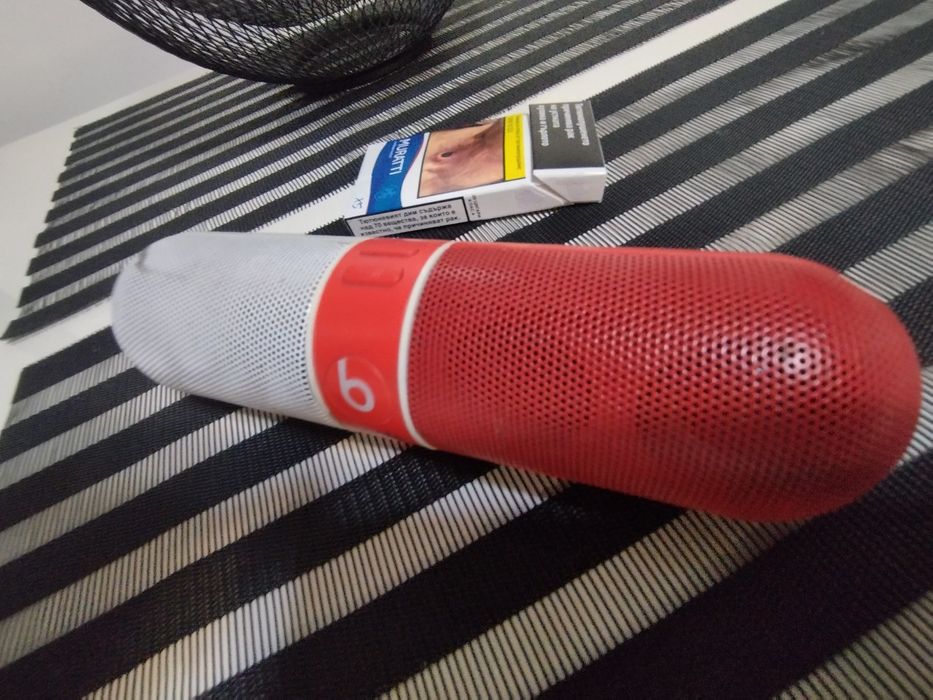 Преносима колонка Beats pill by Dr. Dre