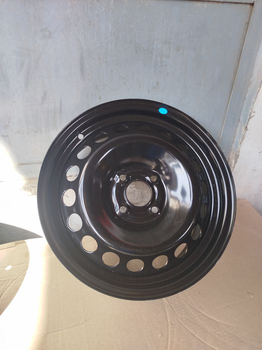 Kobolt Кобальт Cobalt R15 kotta yengil diskalari sotiladi.