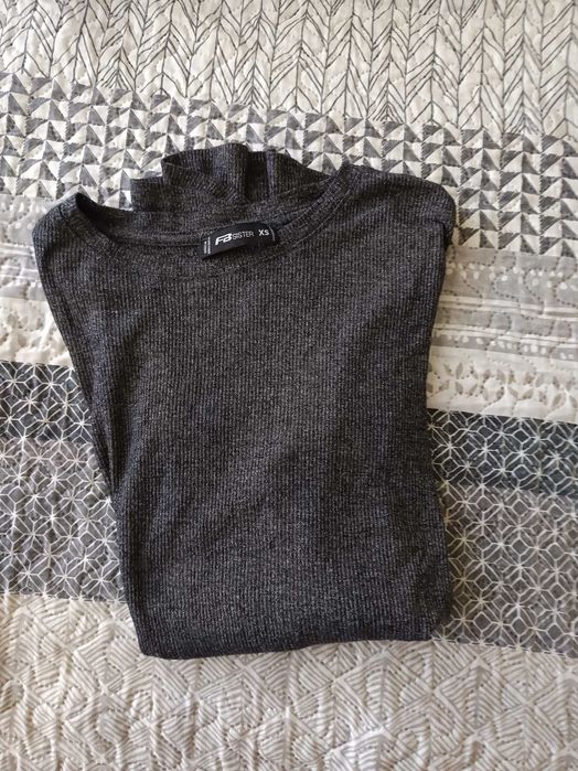 Дамска блуза – размер XS