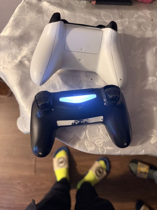 Schmb cu un controler de ps5