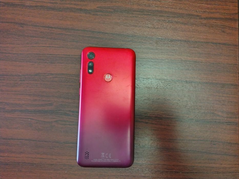 Телефон Motorola E6s