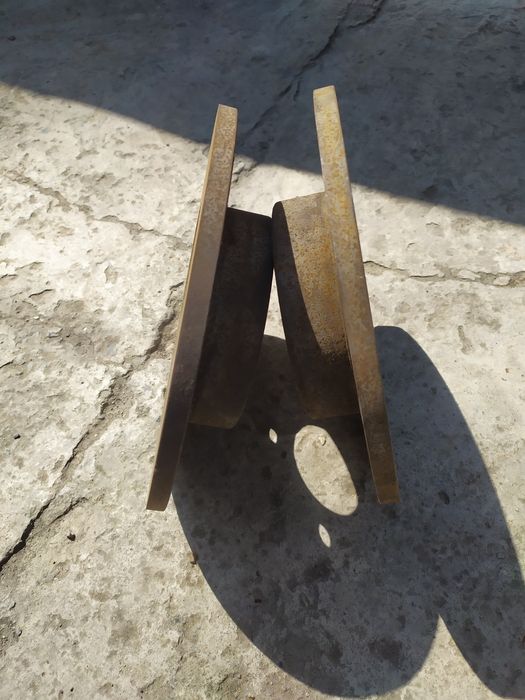 Продам тормозные диски