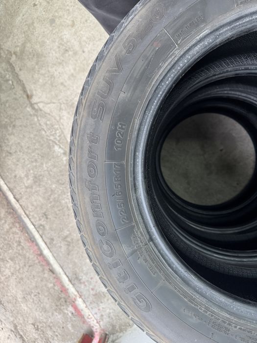 Продам резину лето Б/У 225 / 65 R17