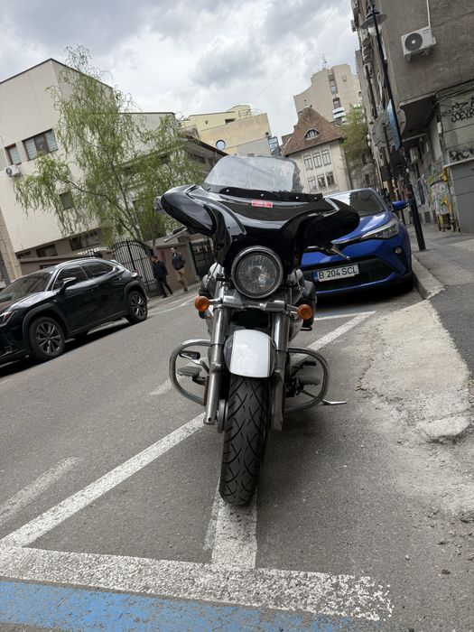 Suzuki Boulevard C90T
