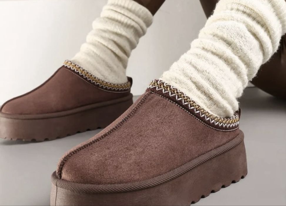 Papuci maro, nou, mărime 37, 23,5 cm