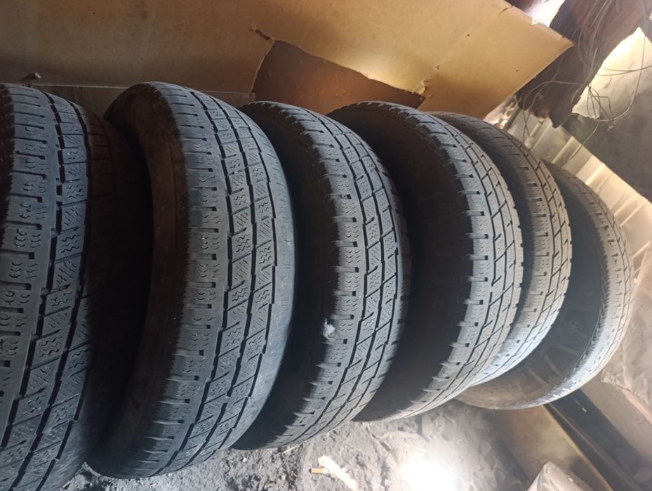 Продам б/у шины в хорошем состоянии