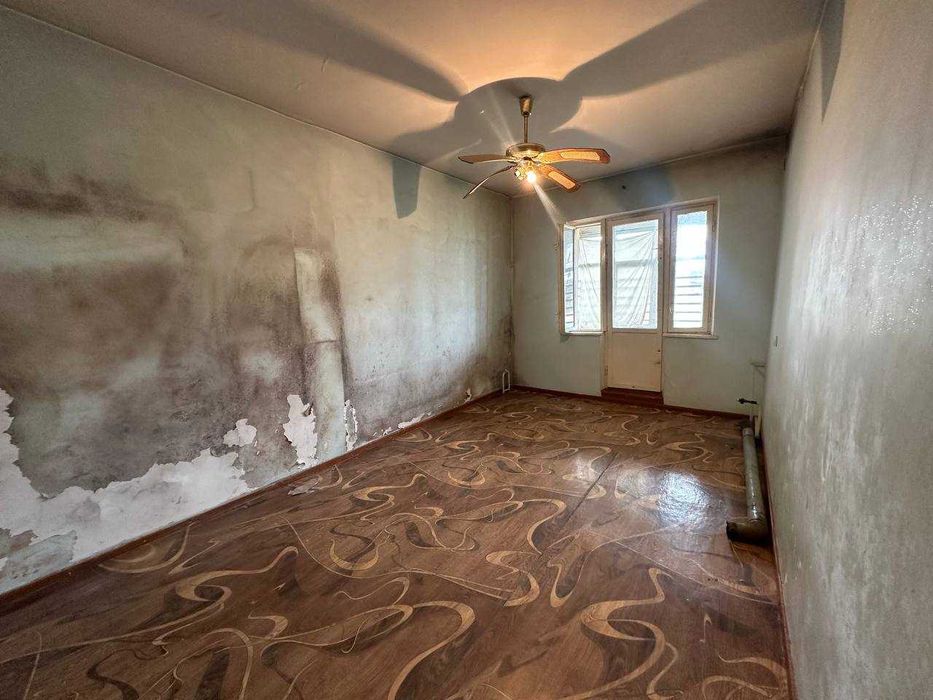 Продаётся 3х комн квартира на 4 этаже Ор-р Шарк 1 Базарчик