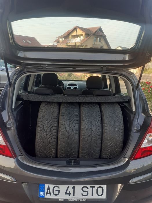 Opel Corsa D 1.2 benzina 70 CP