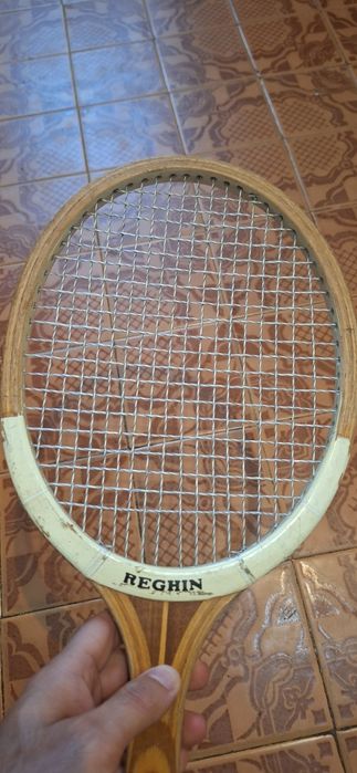 Racheta tenis Reghin