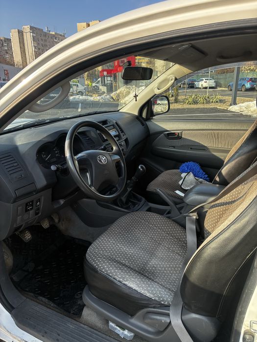 Toyota Hilux facelift 2013 4x4