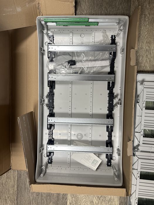 Щит Schneider Electric Kaedra