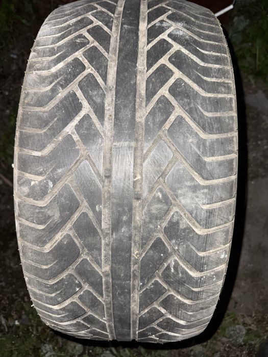 резина YOKOHAMA 275/45R19