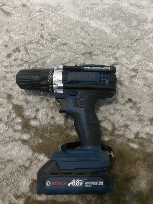 Шруповерт Bosch 68v