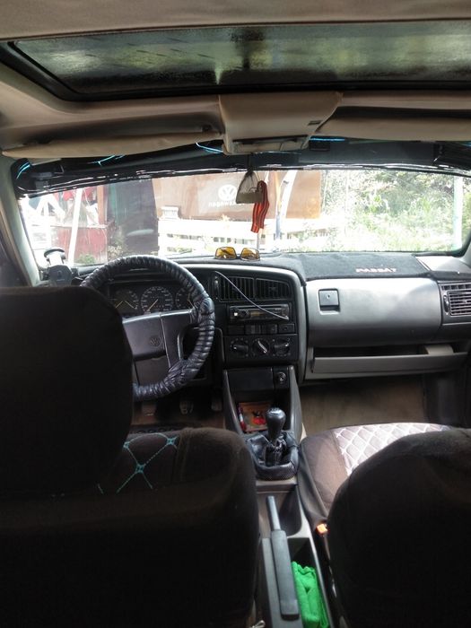 Срочно !Продам машину фольцваген пассат б3