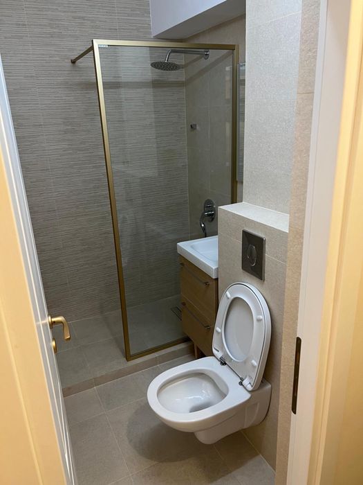 Inchiriez garsoniera in regim