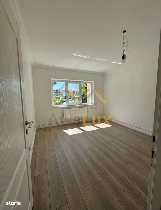 Apartament 3 camere de vanzare, str. Marasesti