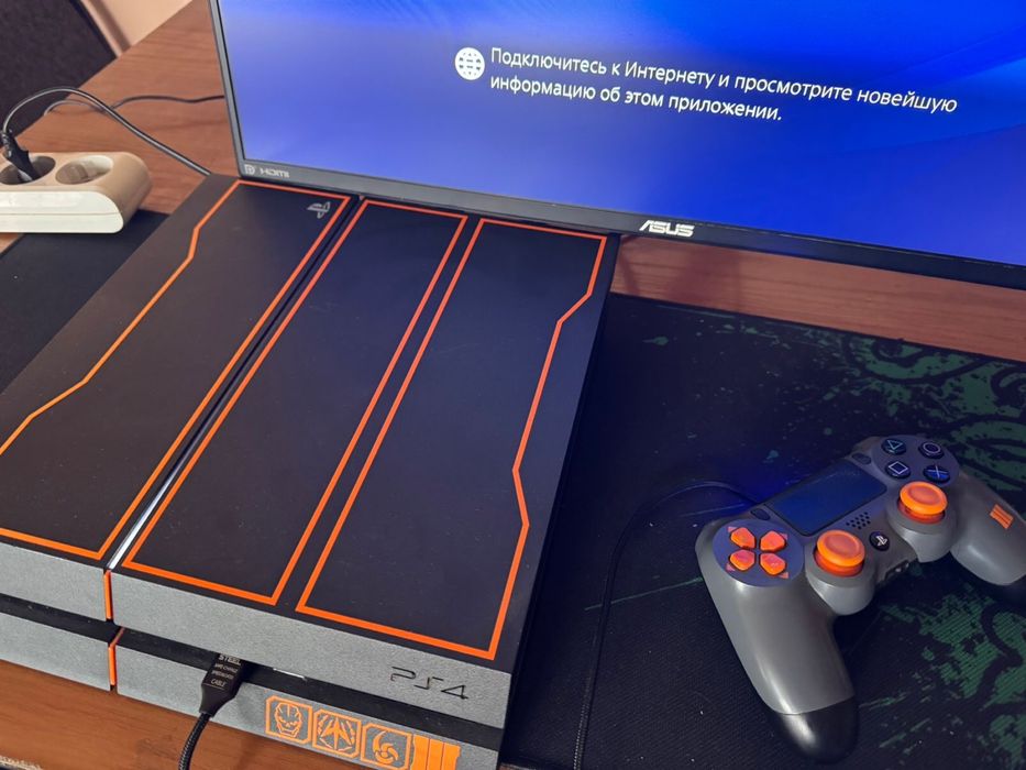 Продам Playstation 4