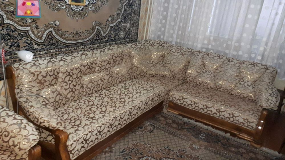 Реставрация и обивка мебели