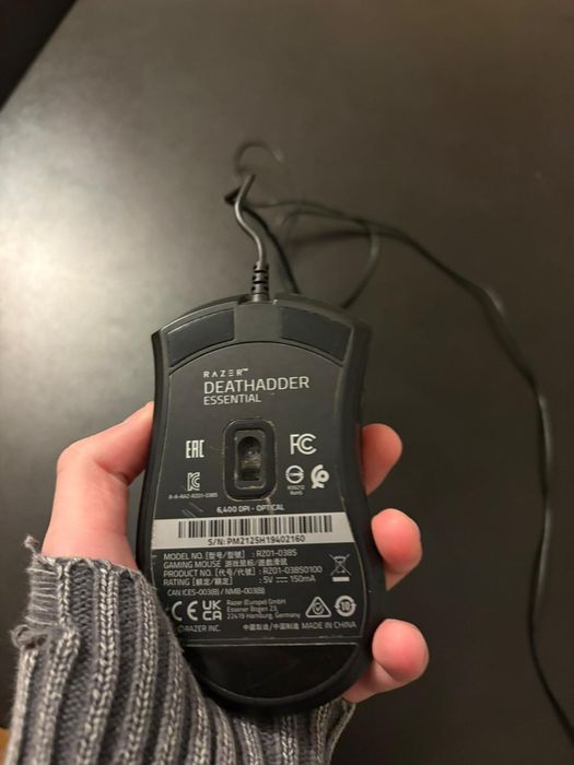 mouse razer putin folosit