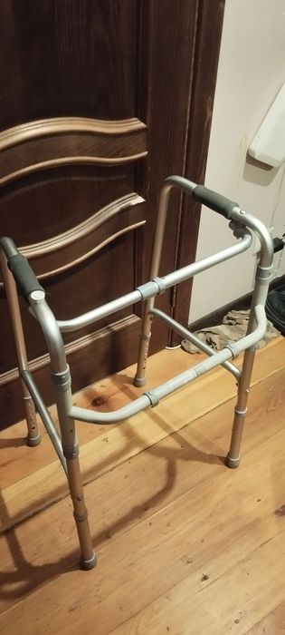 Ходунки для взрослых