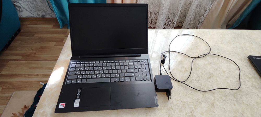 Ноутбук Lenovo IdeaPad S145-15AST