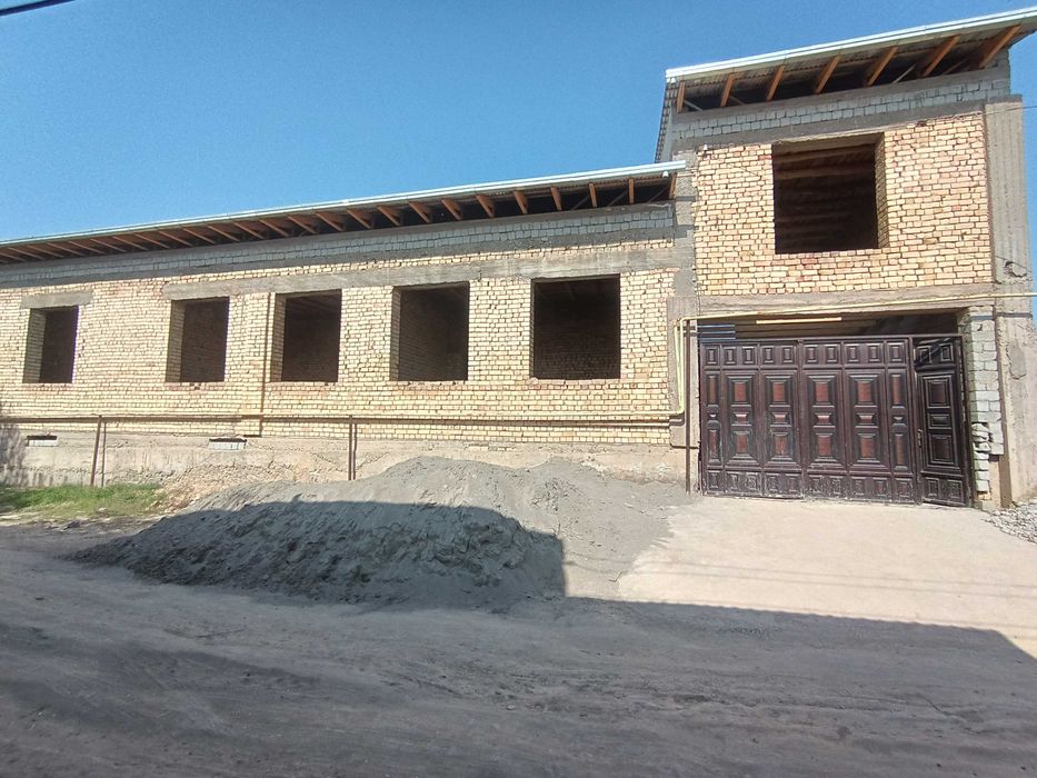 Darvaza sotiladi 4.4*2.80