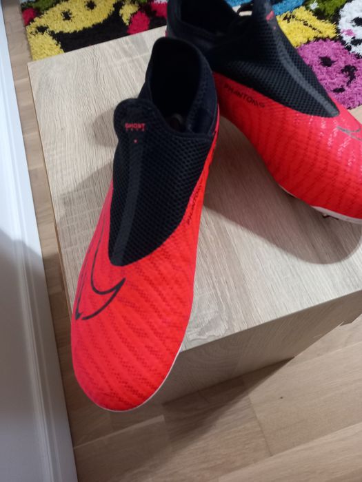 Vând Ghete nike fotbal