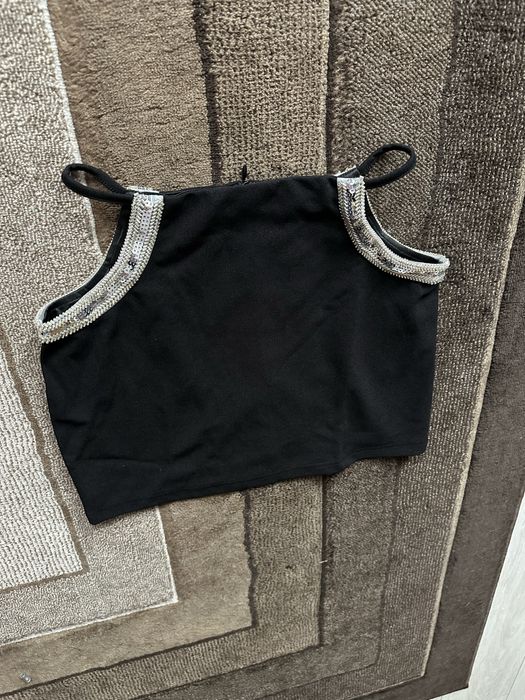 Изрязана пола на талията