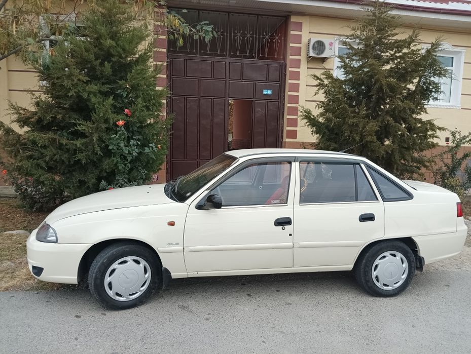 Нехия 2 1.5 матор