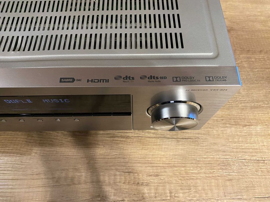 Pioneer VSX-924 reciver 7.1 /4k/bluetooth/spotify/whifi/airpaly/usb