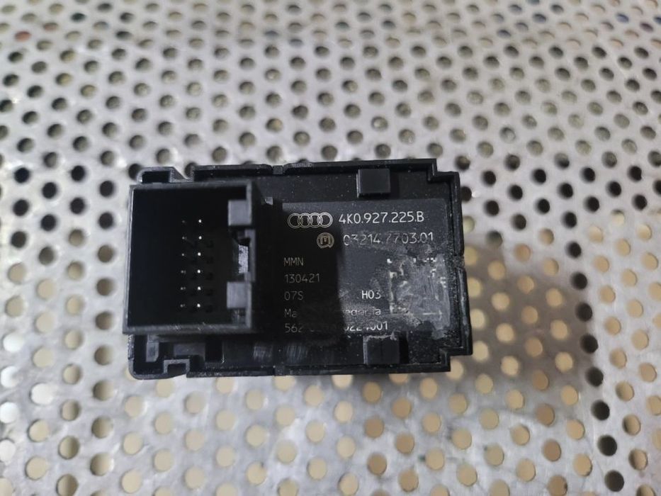 Buton Frana De Mana Parcare Autohold Audi S6 S7 A6 A7 4K C8 Dupa 2018 Volan Stanga Cod 4K0927225B