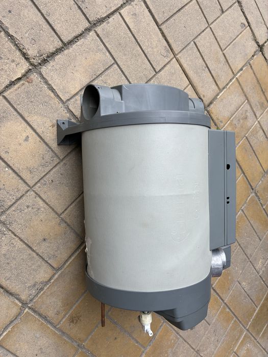 Продавам Truma Combi 6