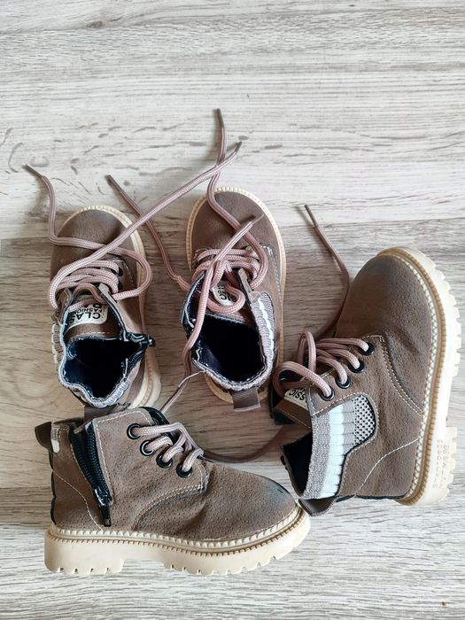 Ботинки на малышей