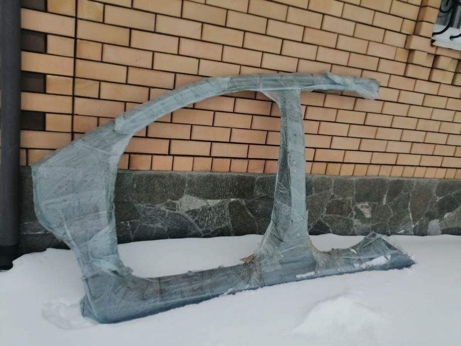 Кузов левый продам новый