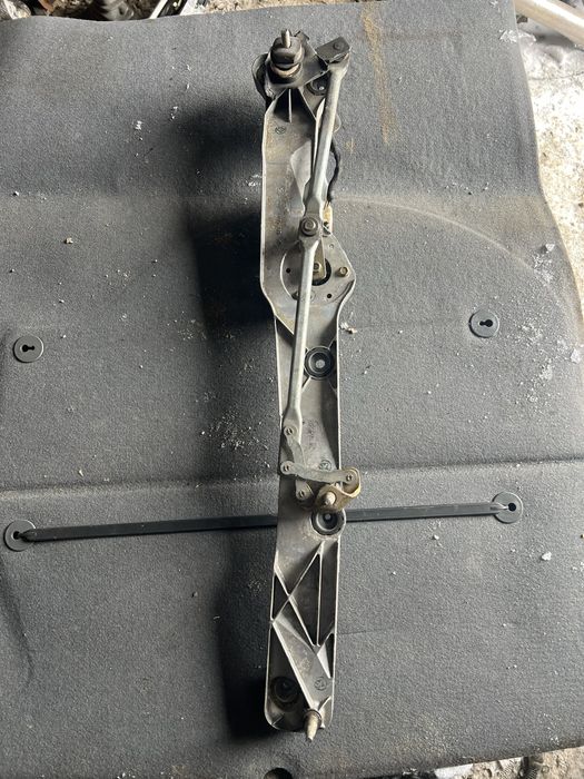 Трапеция дворников на БМВ