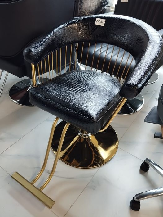 Кресло парикмахерское