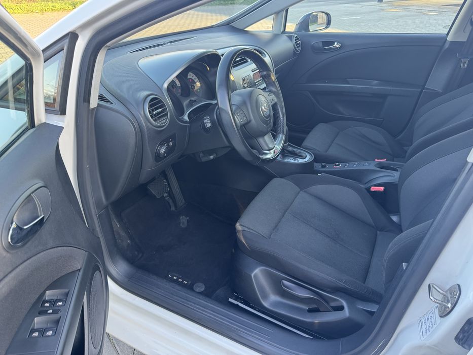 Seat leon fr 2.0tfsi 200cp dsg