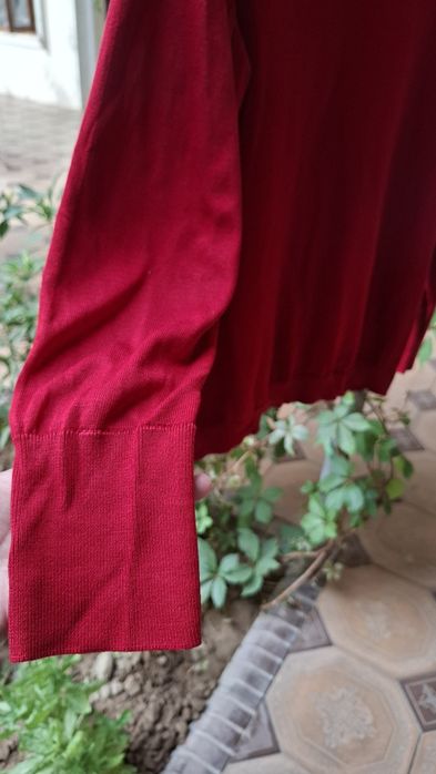 Sviter sochniy rangda oversayz