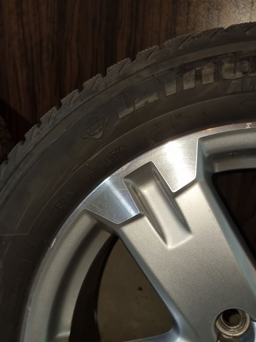 Джанти с Гуми 235/55/18